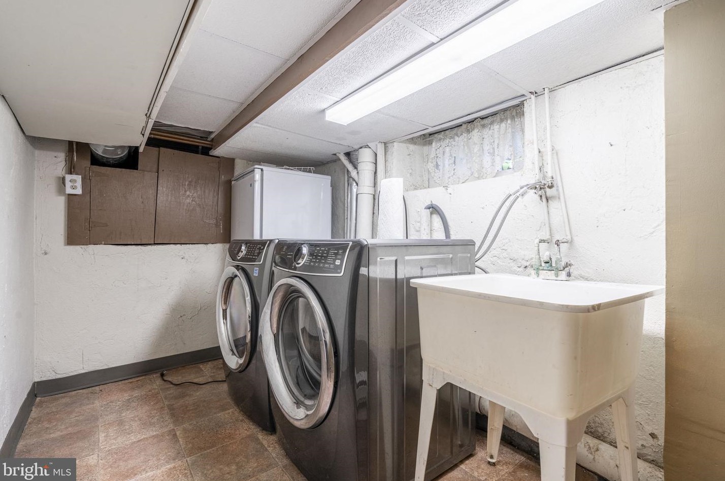 100 Forest Rd, Media PA  19064-2212 exterior