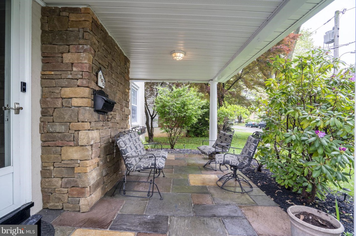 100 Forest Rd, Media PA  19064-2212 exterior