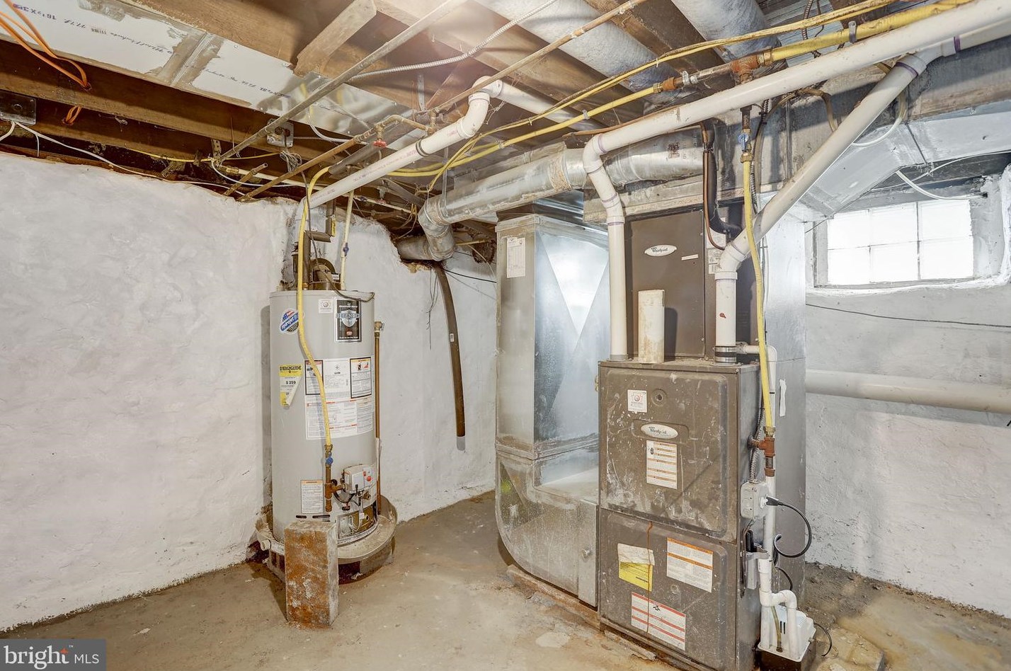 1652 Chichester Ave, Boothwyn PA  19061-4215 exterior