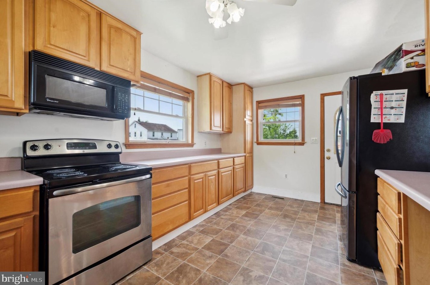 1125 Clements Ave, Boothwyn PA  19061-3511 exterior