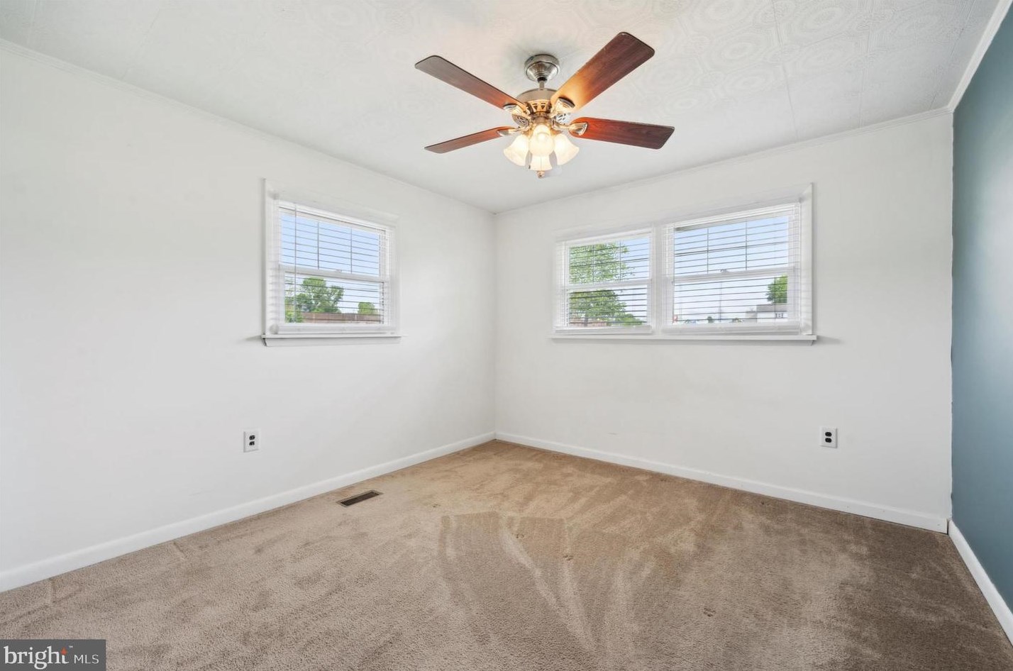 1125 Clements Ave, Boothwyn PA  19061-3511 exterior