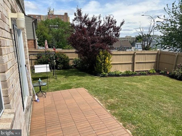 213 Gingko Ln, Chester PA  19013-5326 exterior