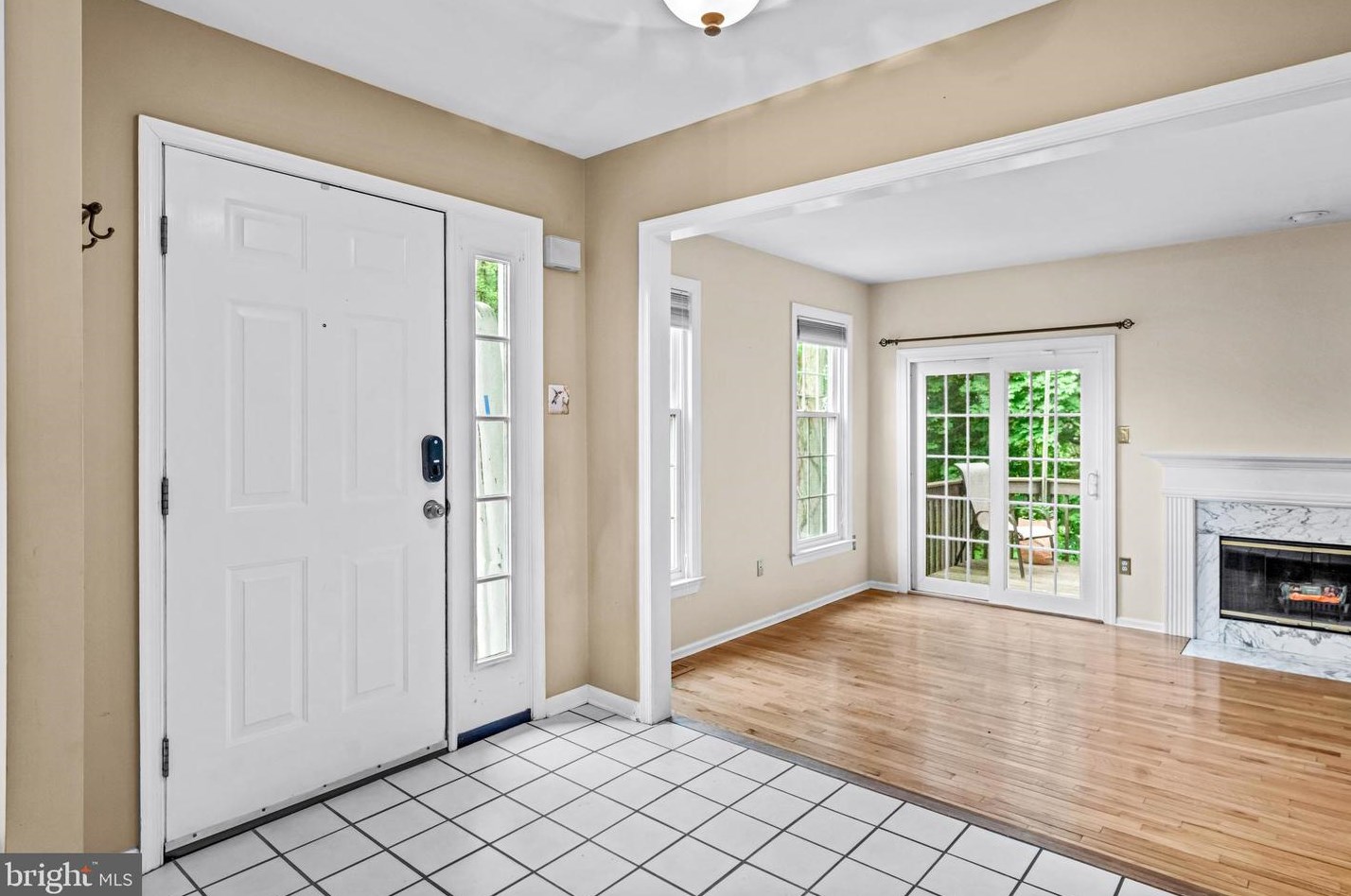 102 Knollwood Ct, Chester PA  19014-1257 exterior