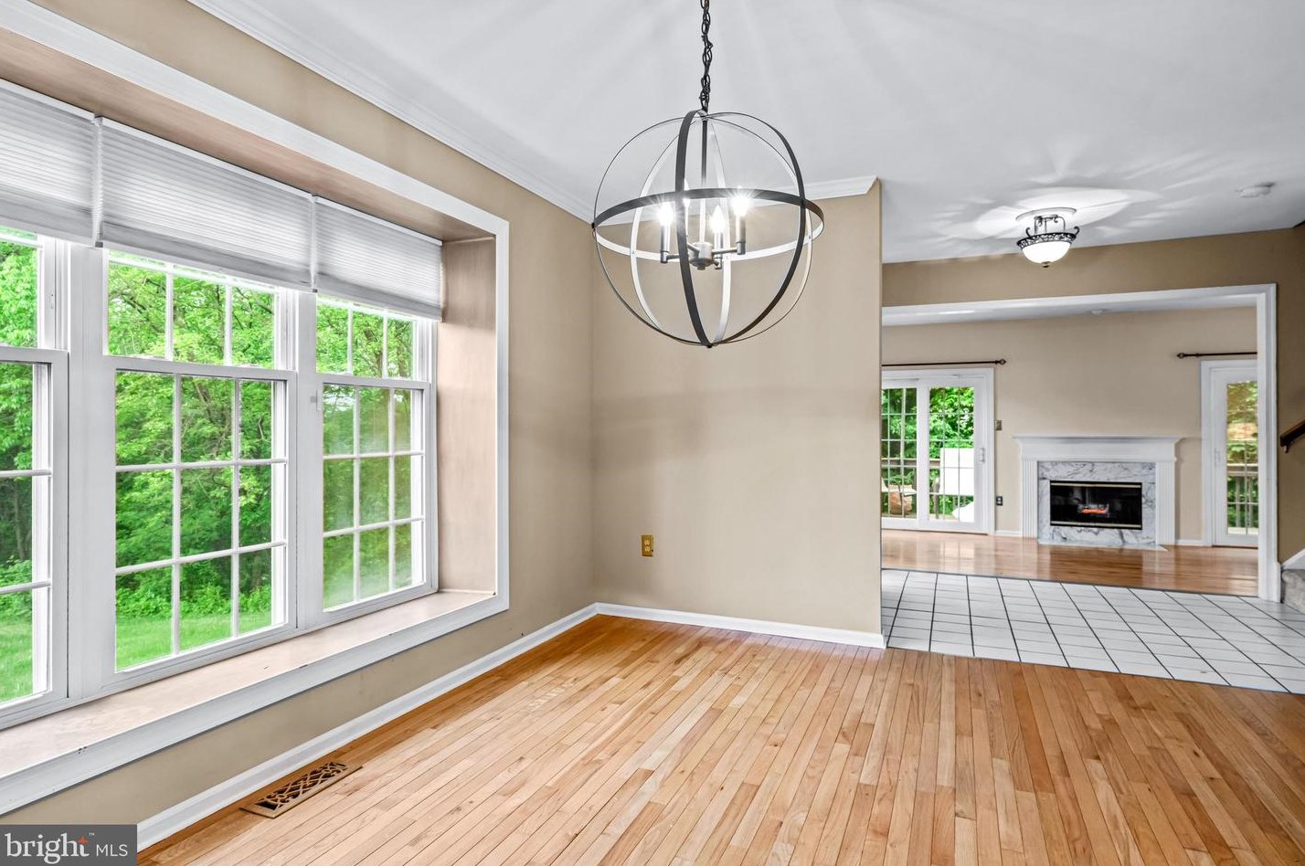 102 Knollwood Ct, Chester PA  19014-1257 exterior