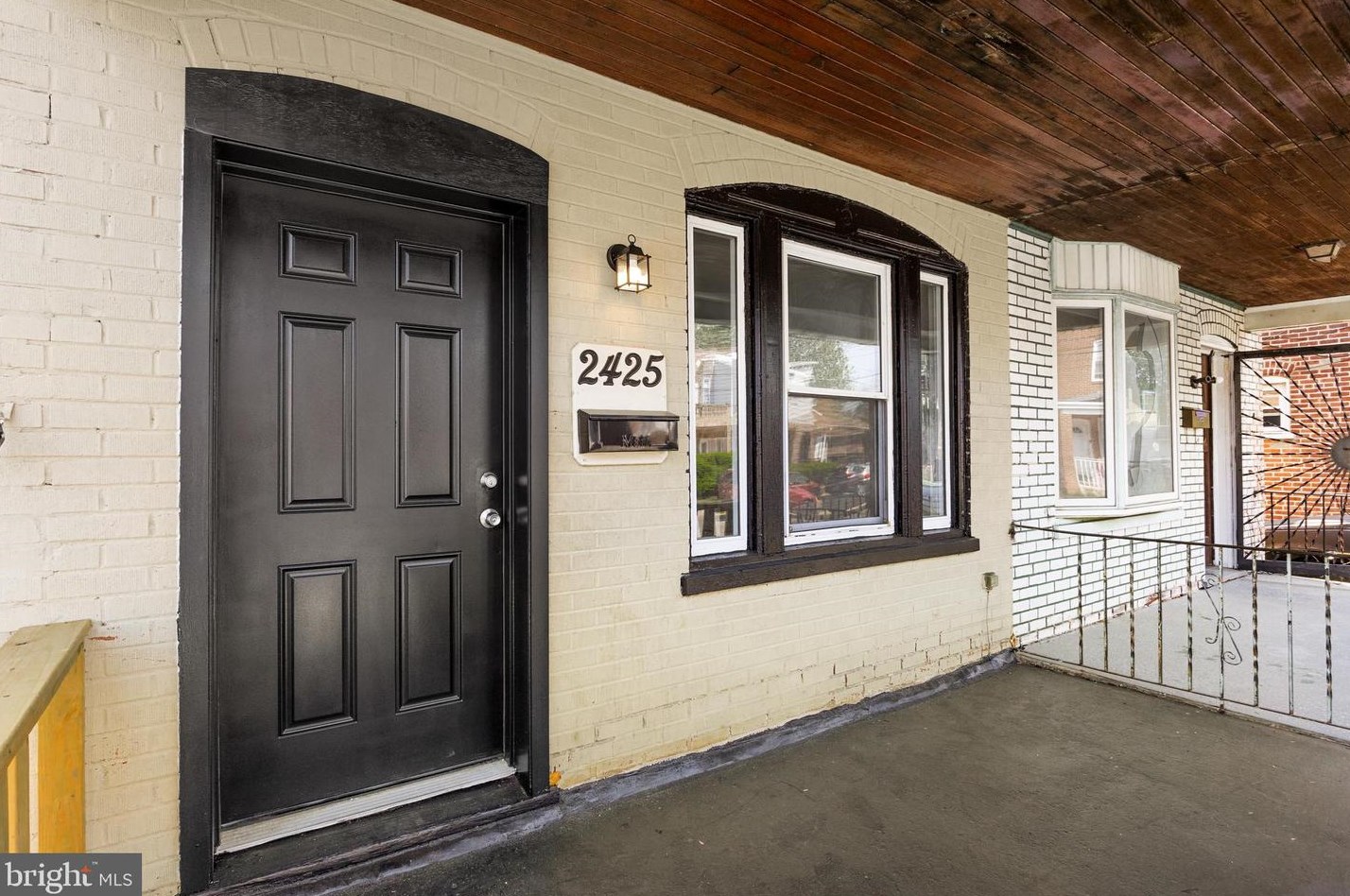 2425 Madison St, Chester PA  19013-4617 exterior