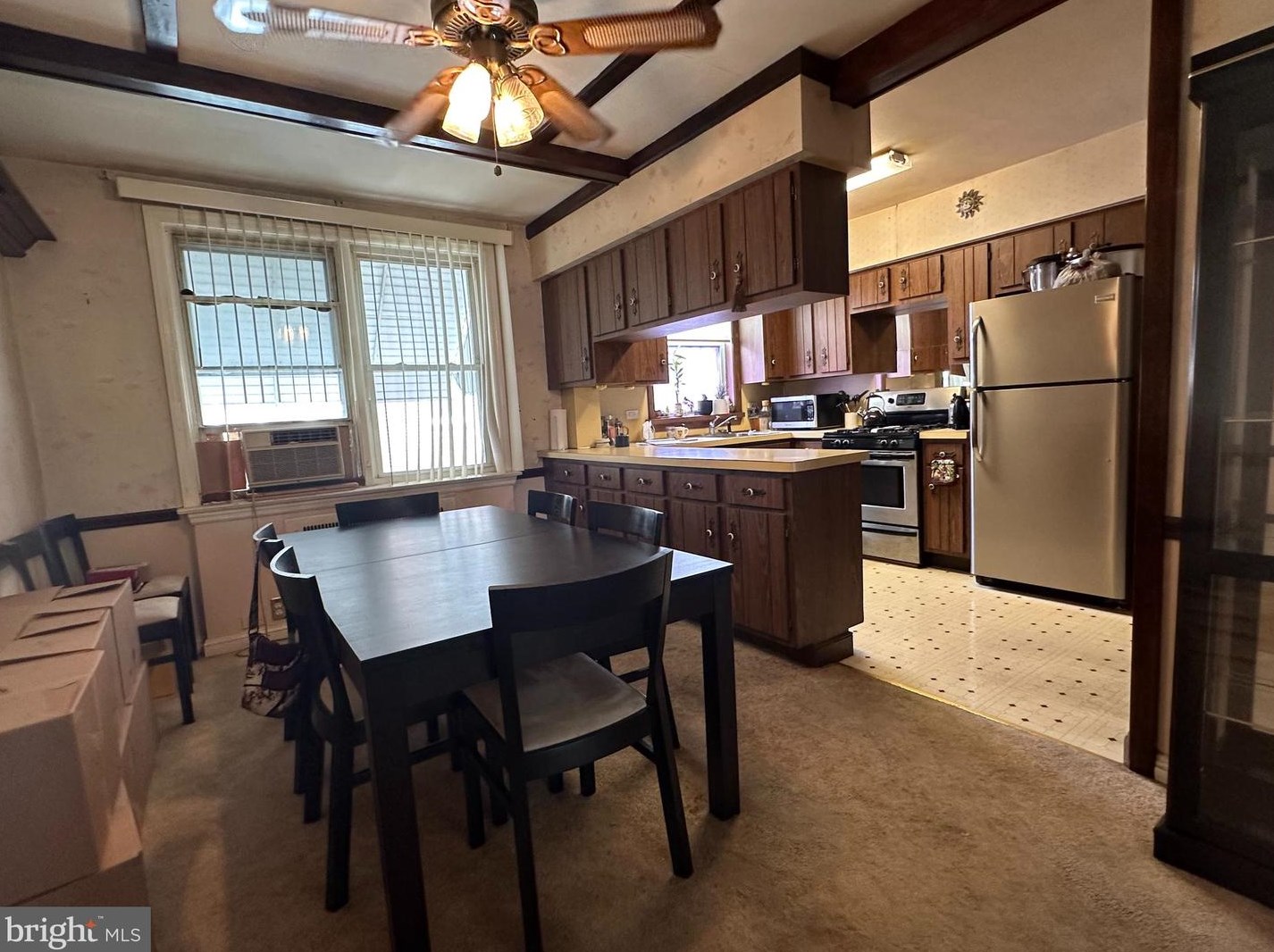 114 Westdale Rd, Upper Darby PA  19082-1433 exterior