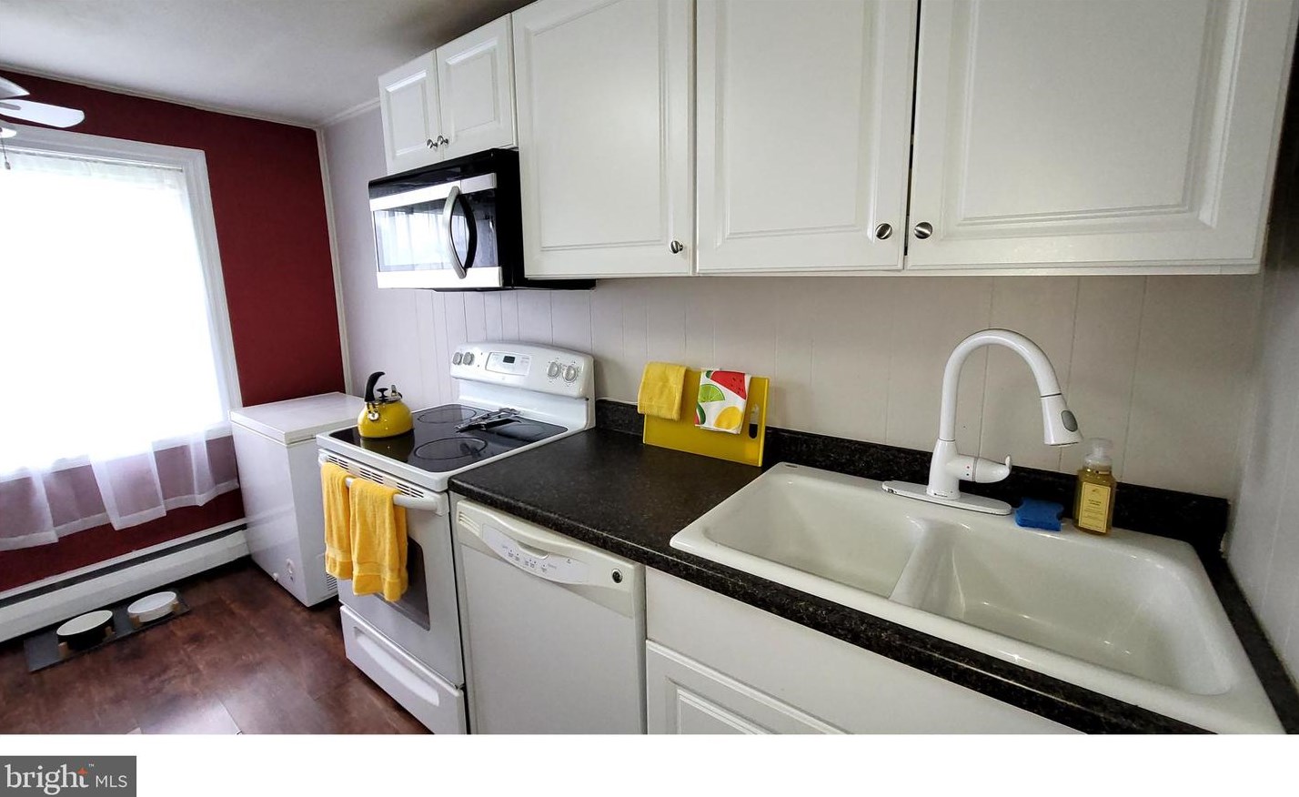 77 Florence Ave, Chester PA 19014-2102 exterior