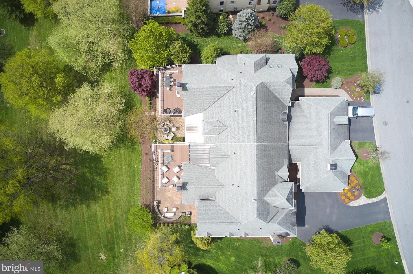 110 Grn Ln, Haverford PA  19041-2026 exterior