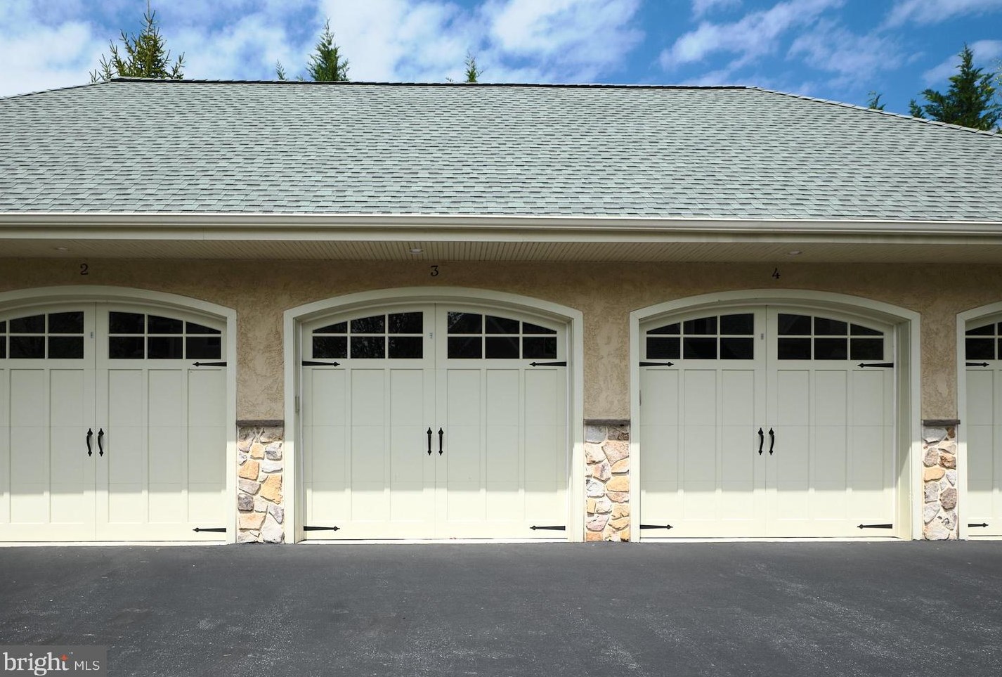 110 Grn Ln, Haverford PA  19041-2026 exterior