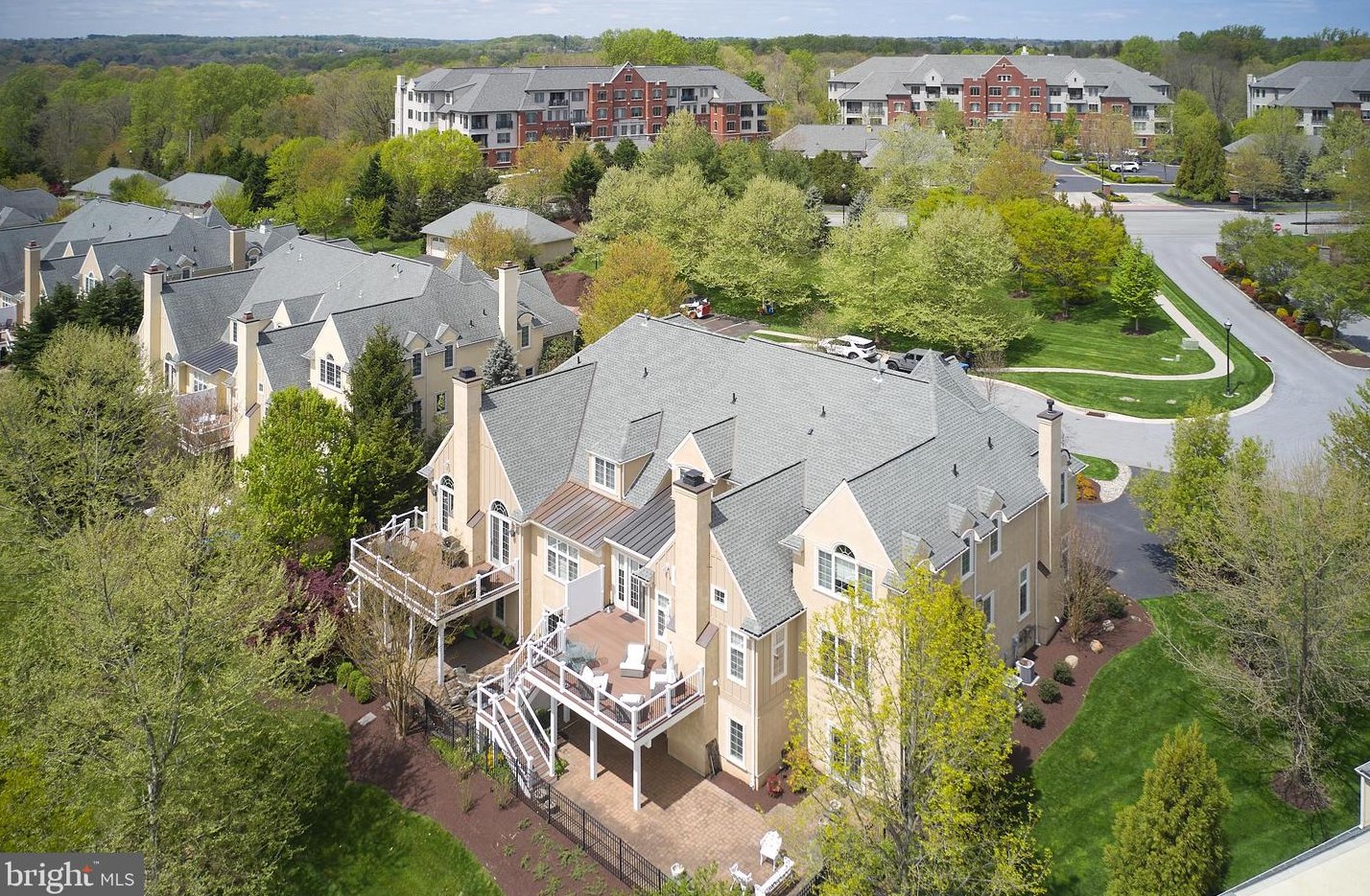110 Grn Ln, Haverford PA  19041-2026 exterior