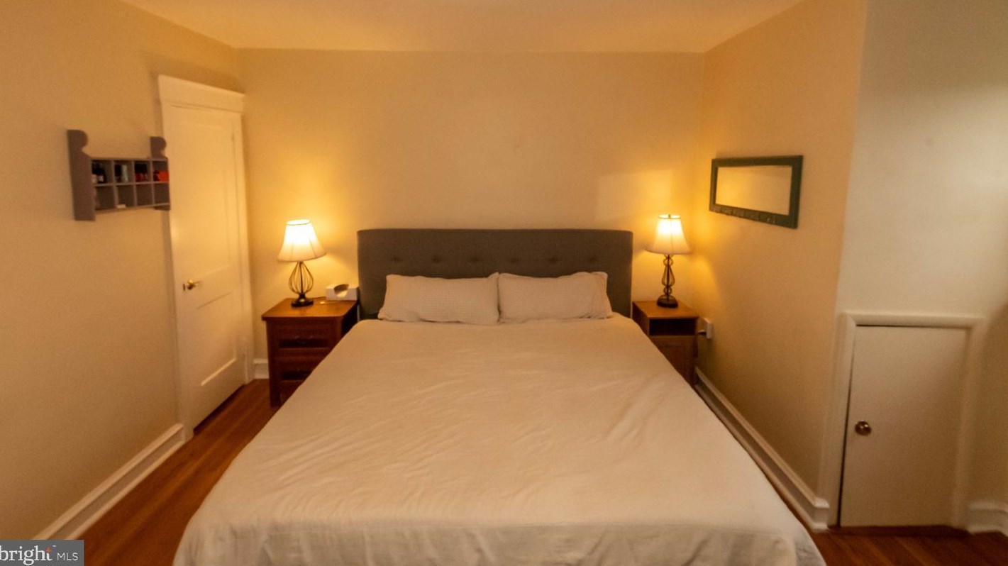 125 Cedar Ln, Upper Darby PA  19082-1306 exterior