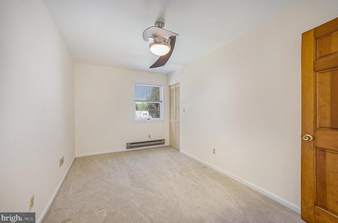 1829 Laurel Ave, Boothwyn PA 19061-2740 exterior