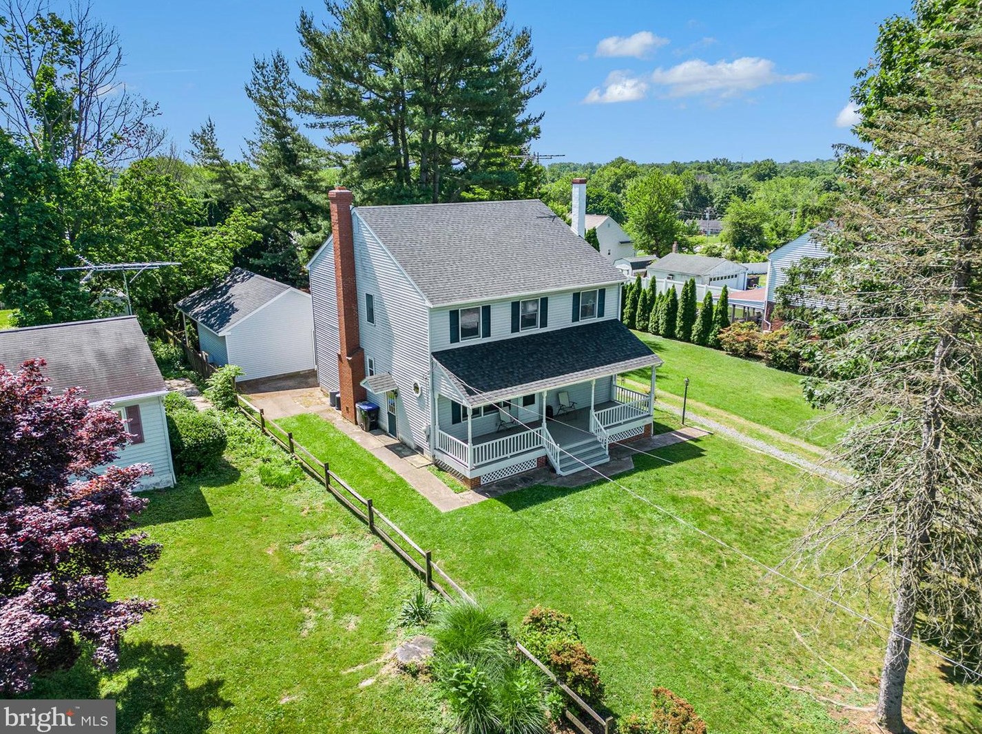 1829 Laurel Ave, Boothwyn PA 19061-2740 exterior