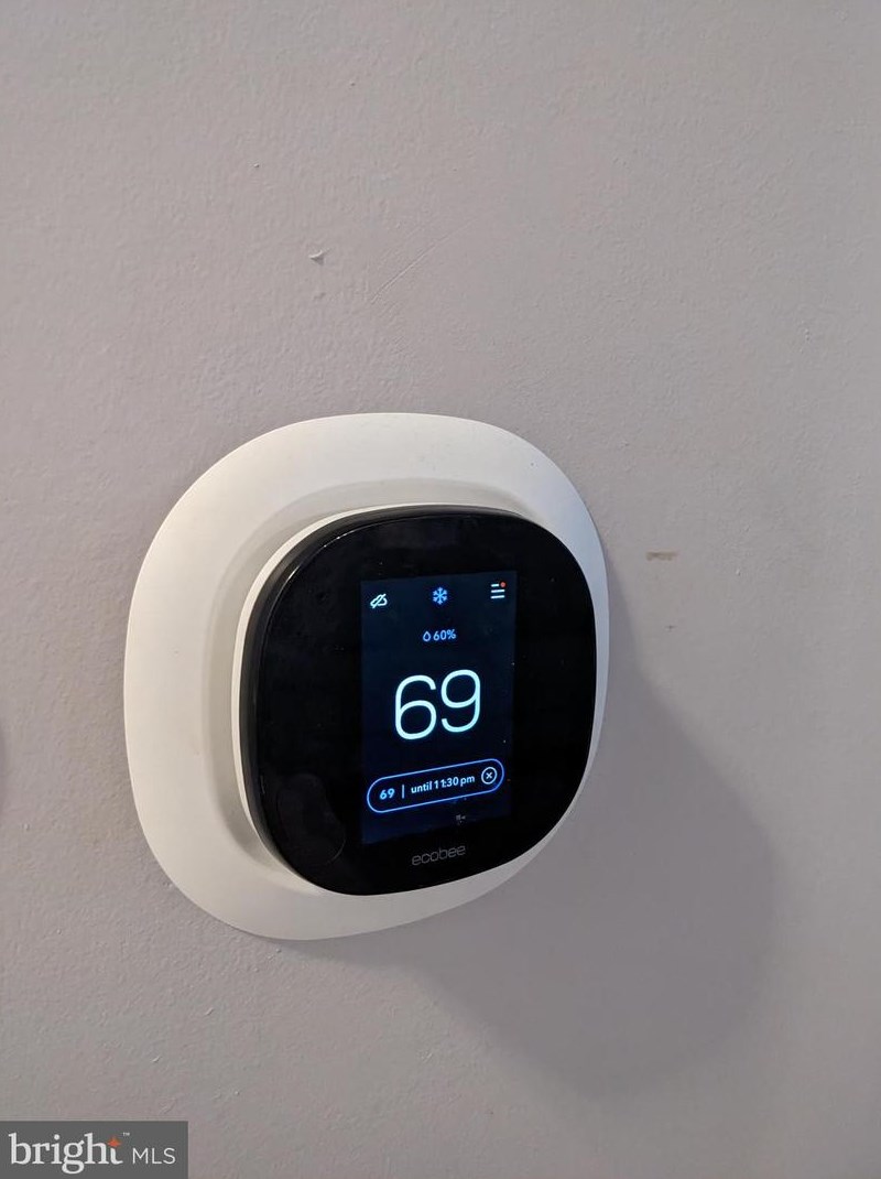 246 Knowlton Rd, Media PA 19063-4843 exterior