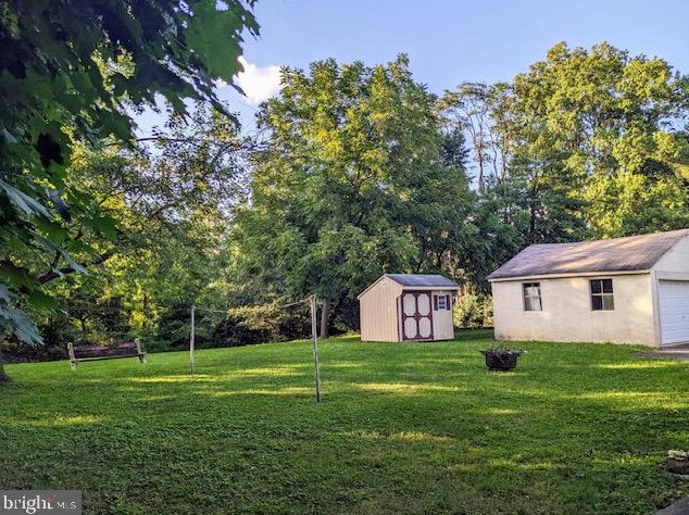 246 Knowlton Rd, Media PA 19063-4843 exterior