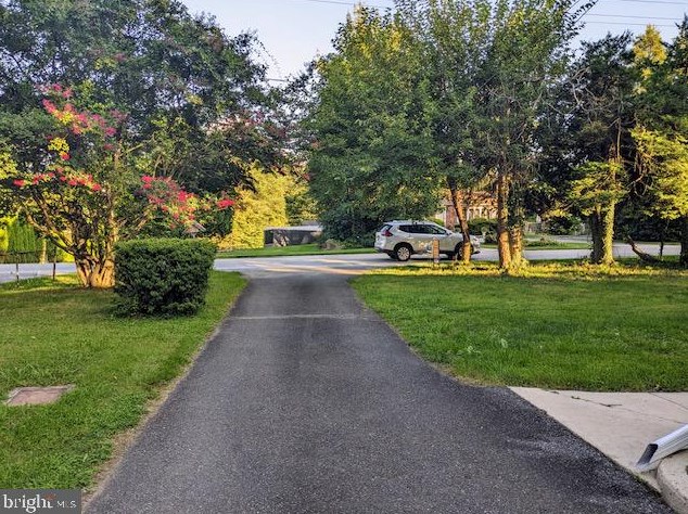 246 Knowlton Rd, Media PA 19063-4843 exterior