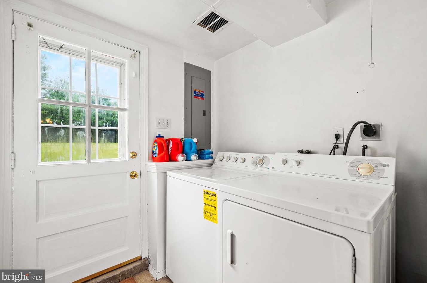 617 Patton Ave, Chester PA 19015-2630 exterior