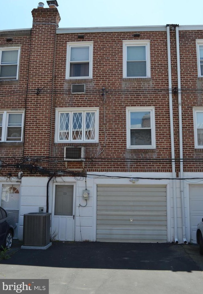 333 Spruce St, Manor PA 19036-1021 exterior