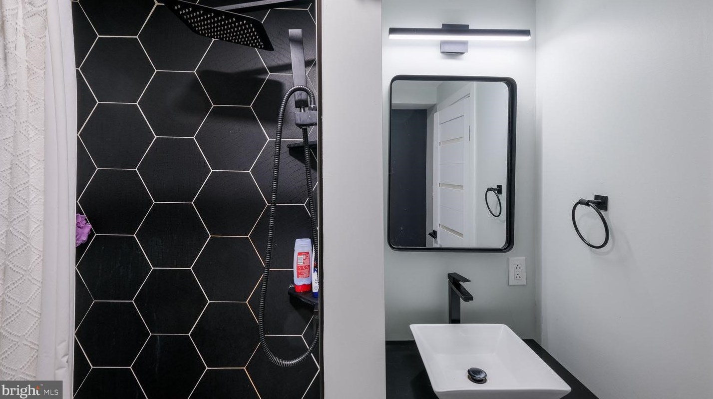 160 State Rd, Media PA 19064-1311 exterior