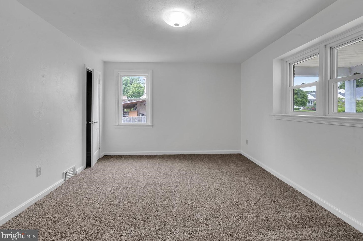 2 Fairhill Rd, Morton PA  19070-1009 exterior