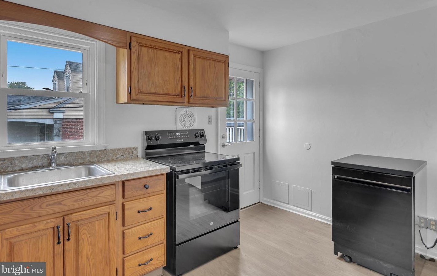 2 Fairhill Rd, Morton PA  19070-1009 exterior