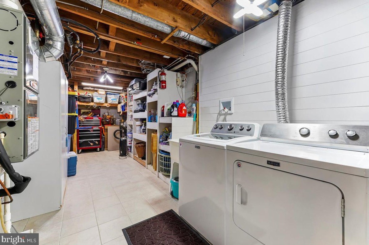 121 Paxon Holw Rd, Media PA 19063-1002 exterior