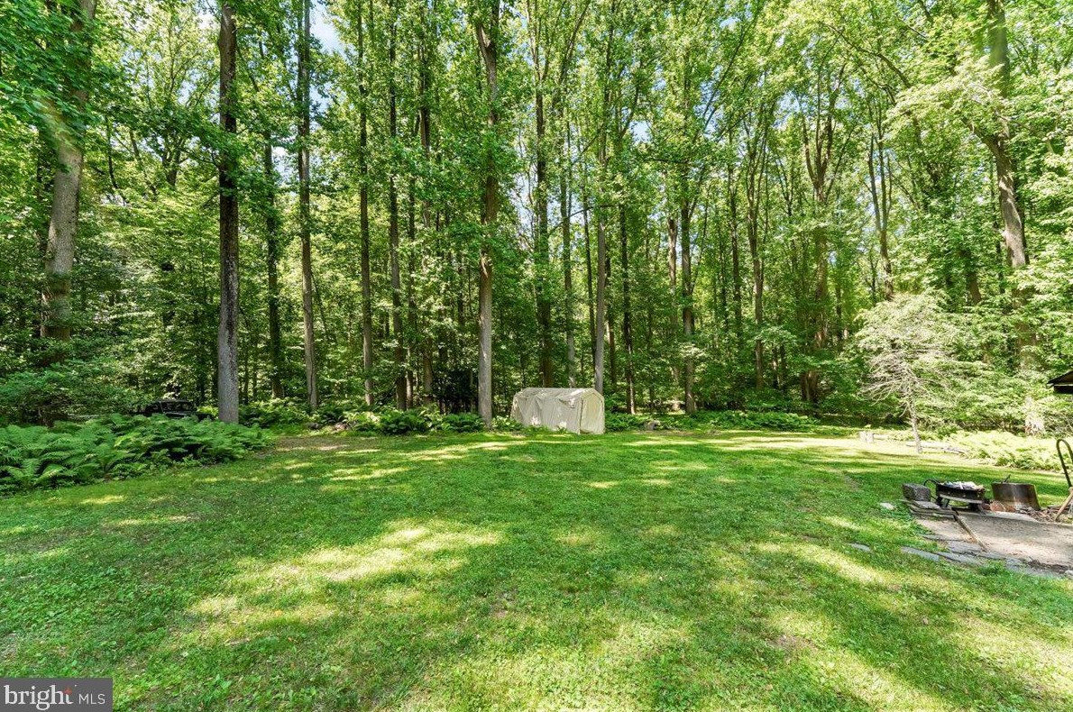 121 Paxon Holw Rd, Media PA 19063-1002 exterior