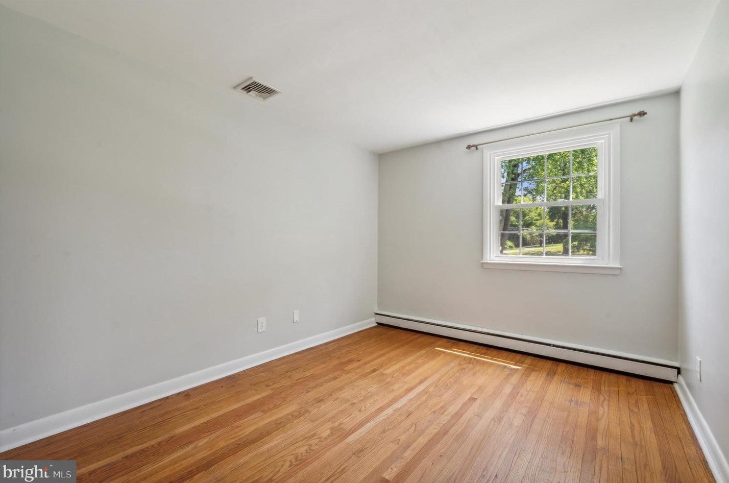 2 Gln Cir, Media PA 19063-4711 exterior