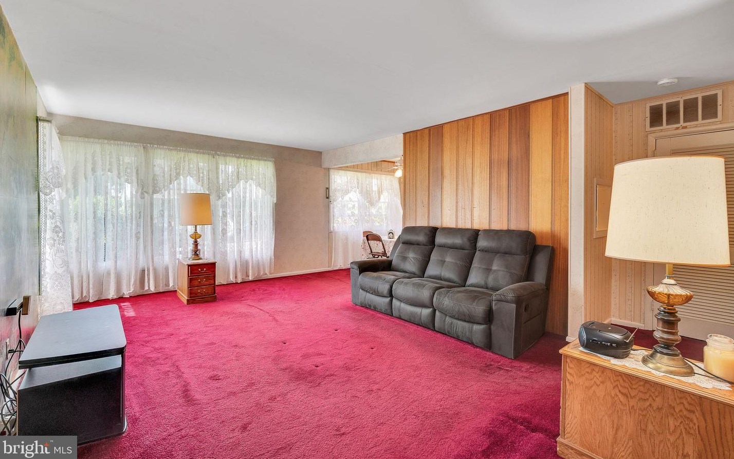 506 Tasker Ave, Norwood, PA 19074 owner and property records