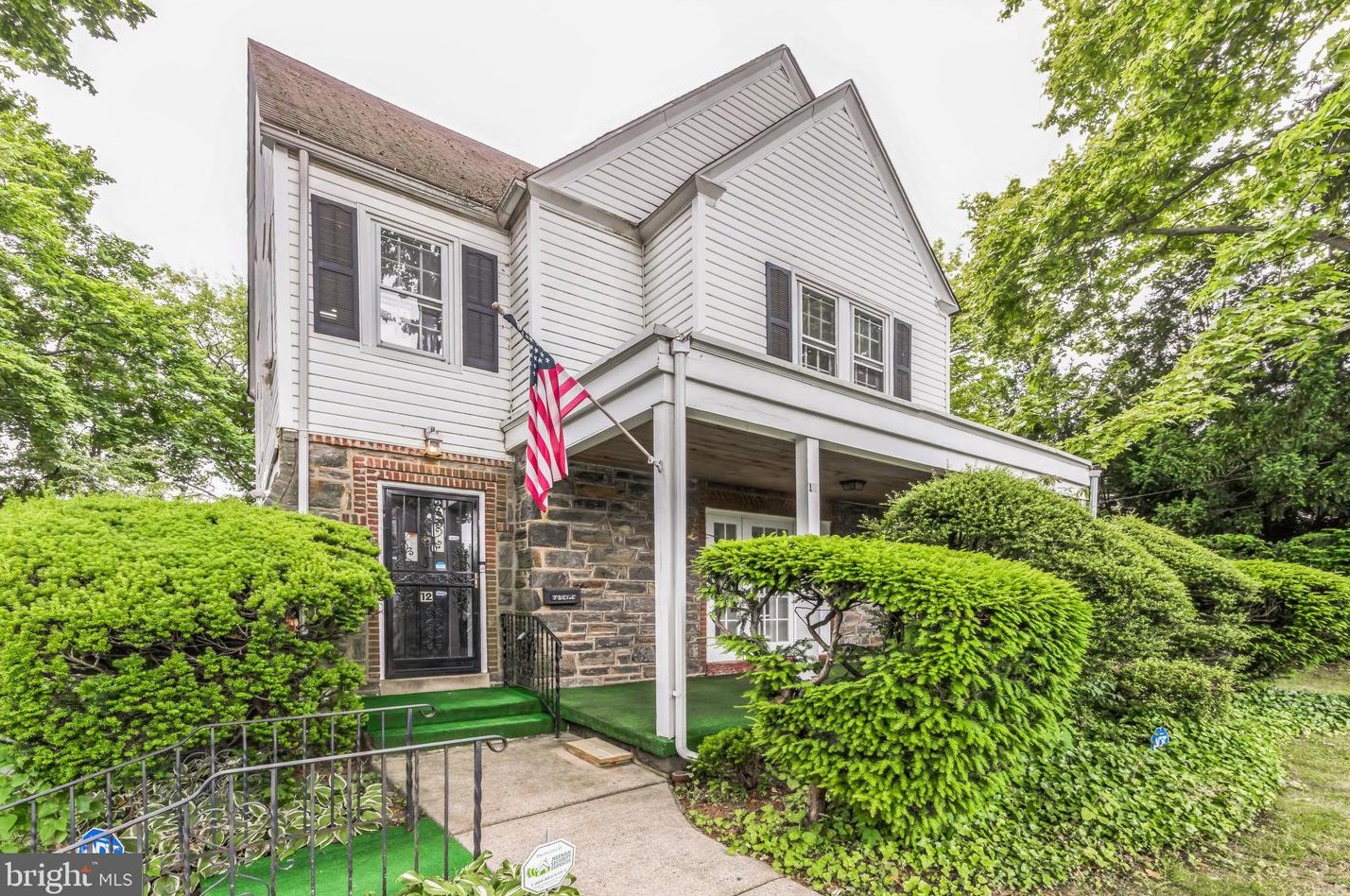 12 Golf Rd, Darby PA  19023-1313 exterior