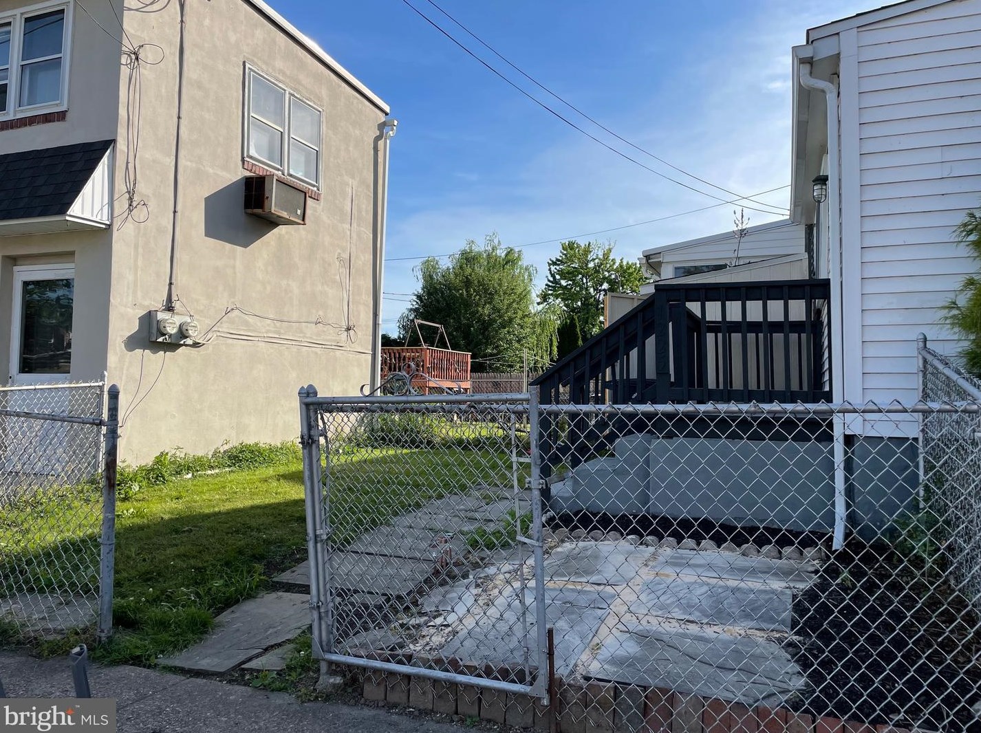 1225 9 St, Chester PA 19013-1712 exterior