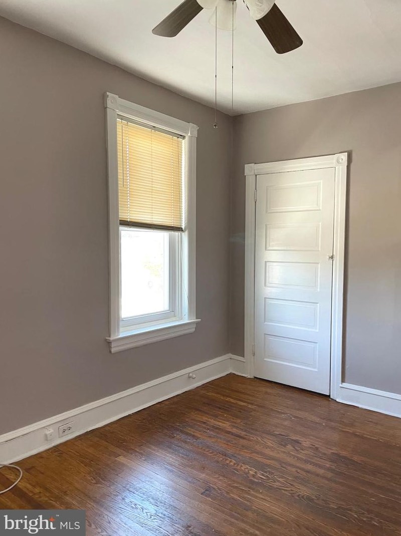 1225 9 St, Chester PA 19013-1712 exterior