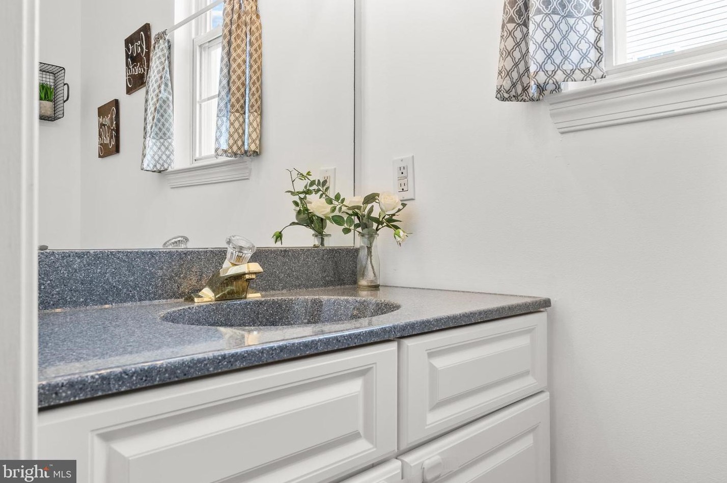 54 Steeplechase Cir, Chester PA 19014-1463 exterior