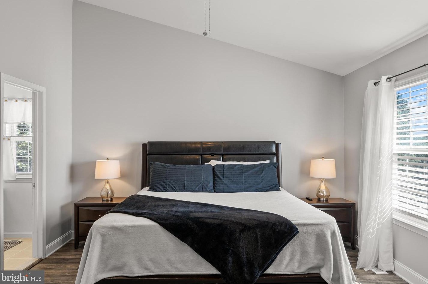 54 Steeplechase Cir, Chester PA 19014-1463 exterior