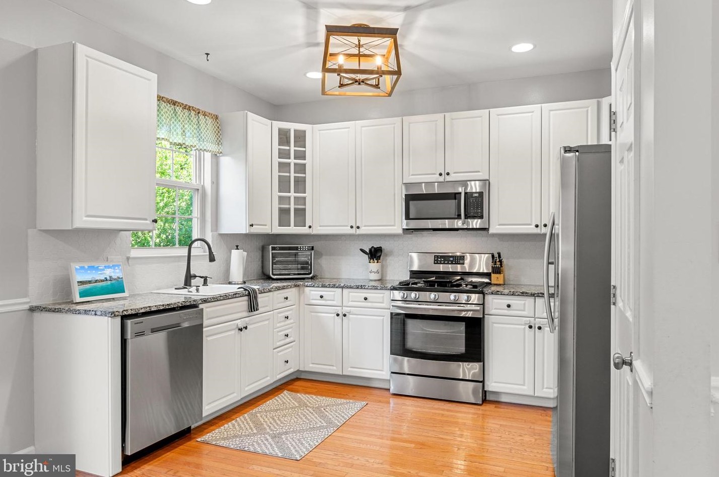 54 Steeplechase Cir, Chester PA 19014-1463 exterior