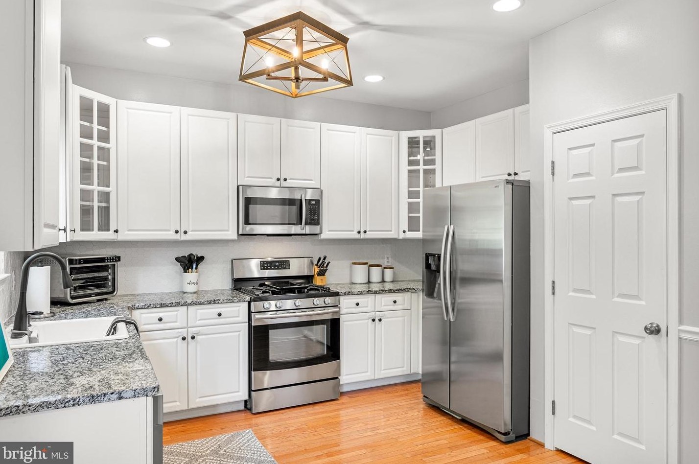 54 Steeplechase Cir, Chester PA 19014-1463 exterior