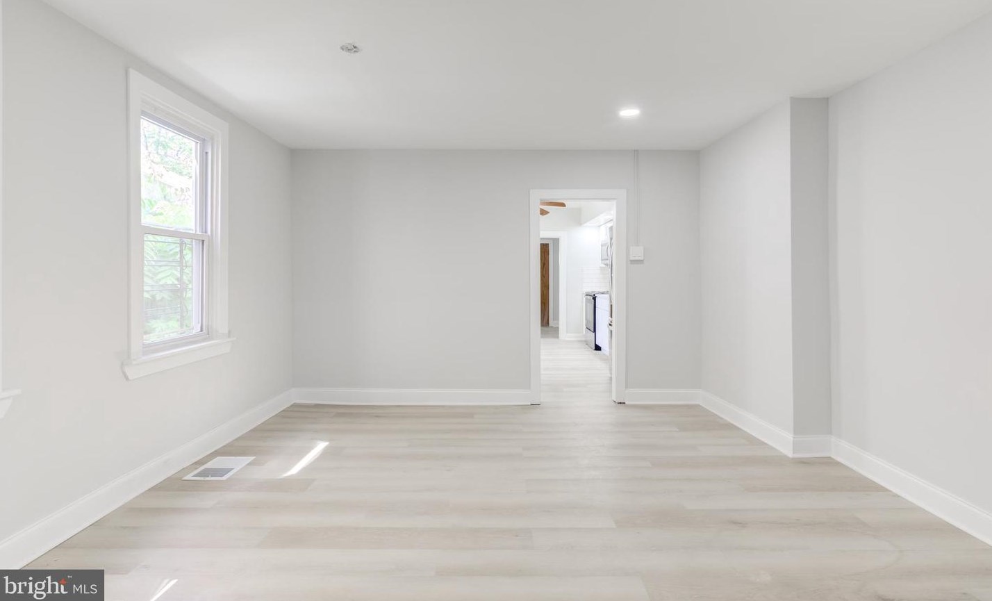 214 Ward St, Chester PA 19013-2321 exterior