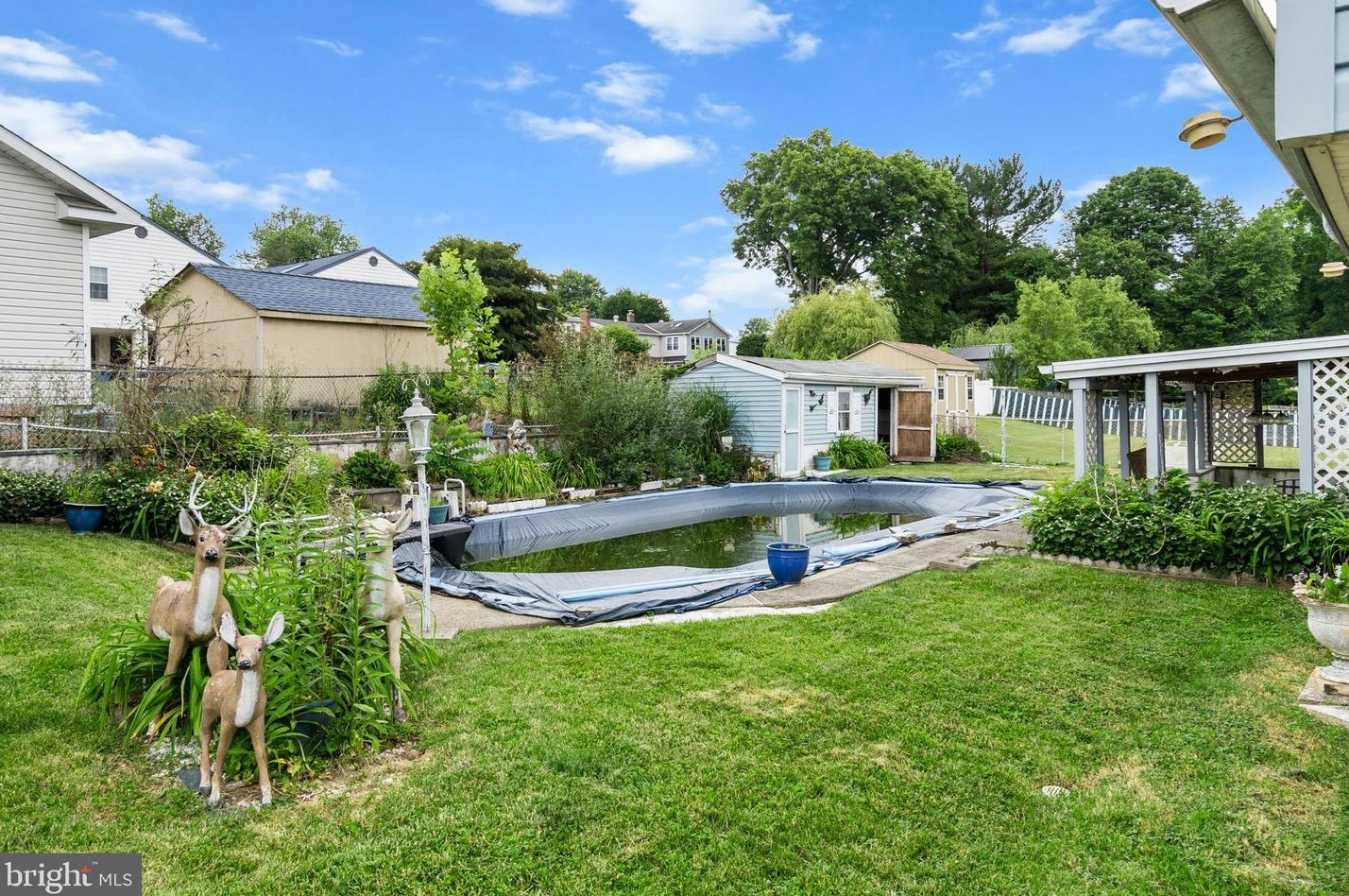 2330 Weir Rd, Chester PA 19014-1641 exterior