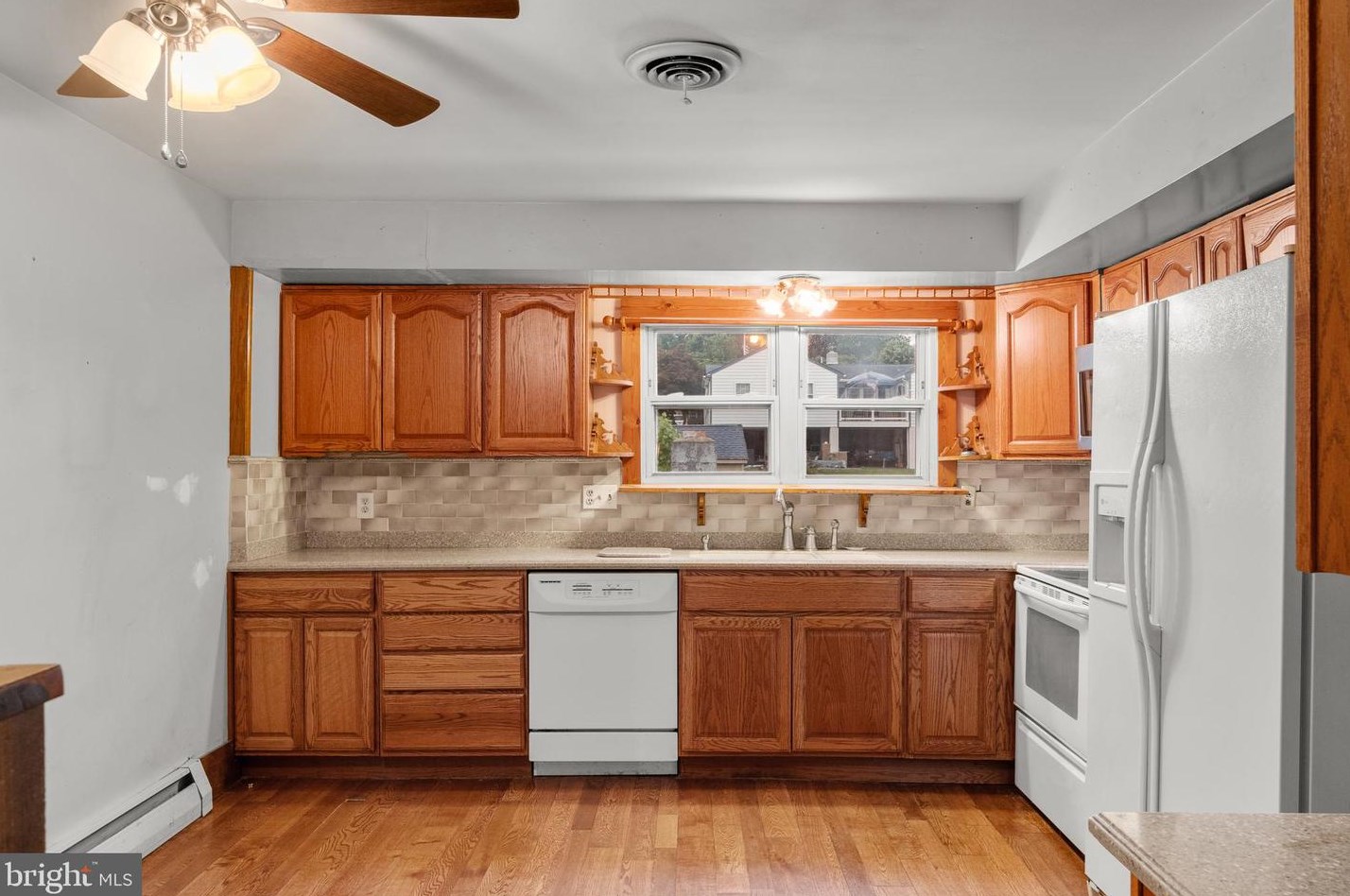 2330 Weir Rd, Chester PA 19014-1641 exterior