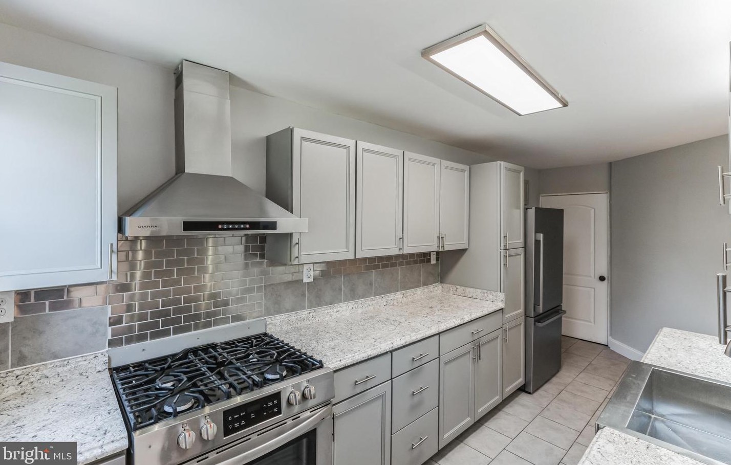 2921 7 St, Chester PA 19013-6016 exterior