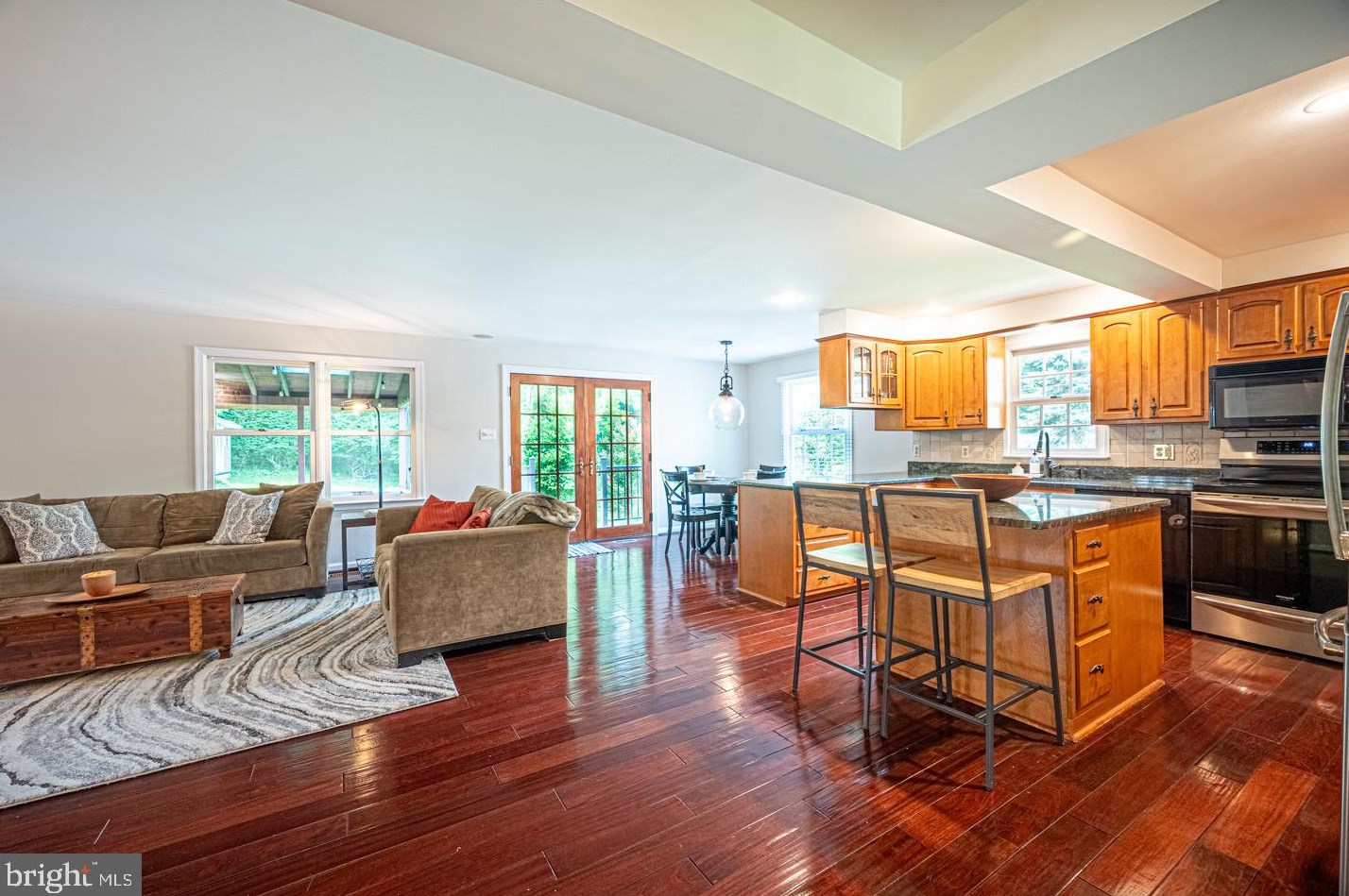 727 Hemlock Rd, Media PA 19063-1709 exterior