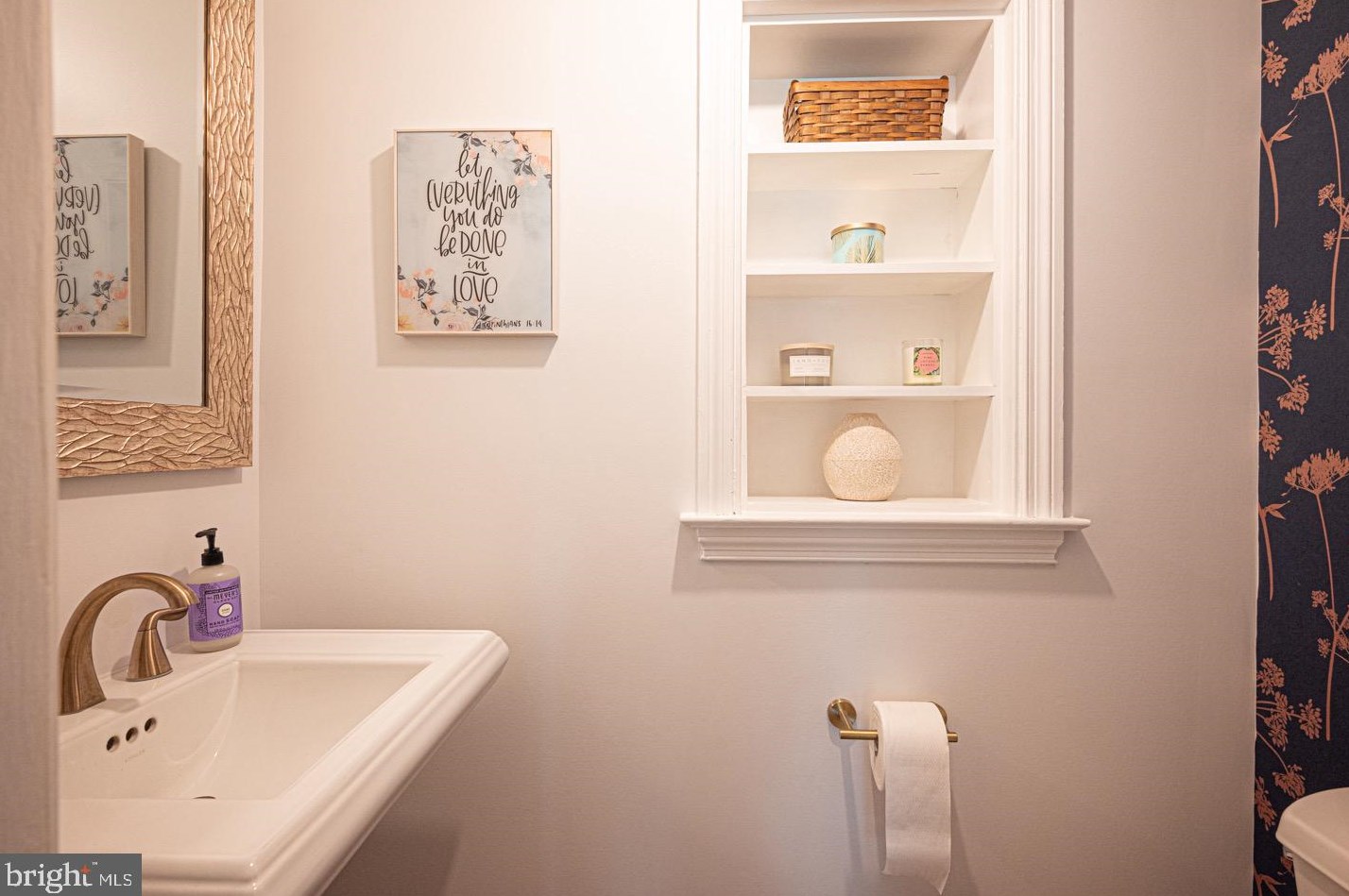 727 Hemlock Rd, Media PA 19063-1709 exterior