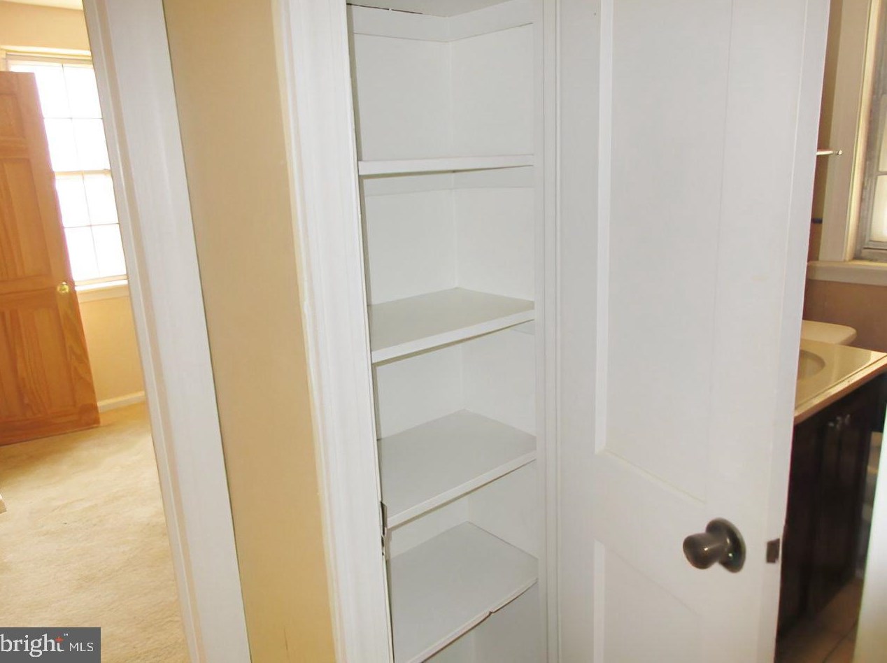 213 Elkinton Ave, Chester PA 19013-5027 exterior