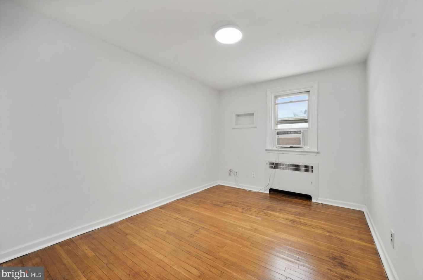 146 Richfield Rd, Upper Darby PA  19082-4109 exterior