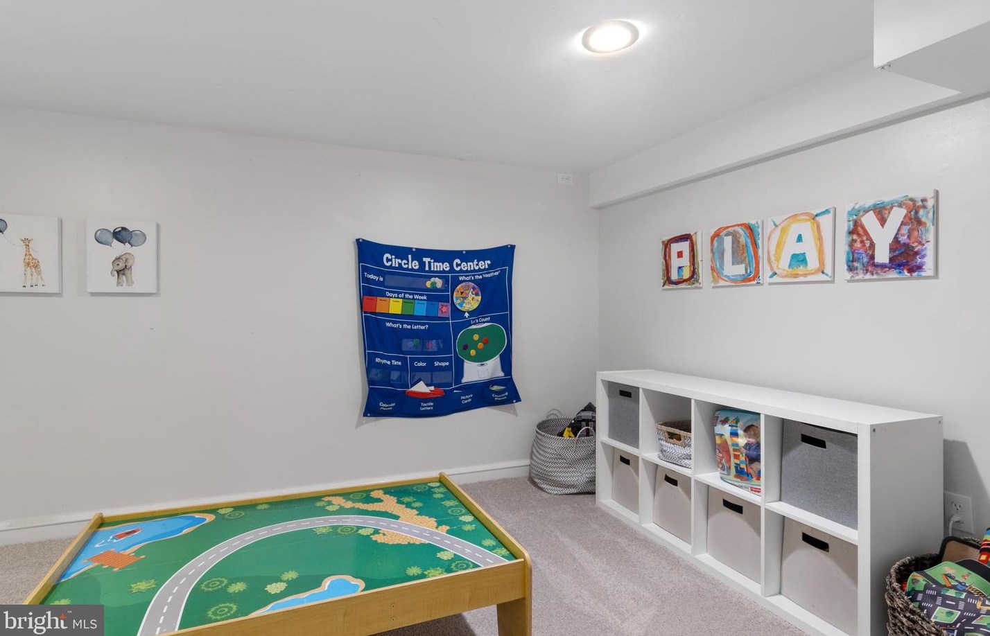 405 Palmers Ln, Media PA 19086-6528 exterior