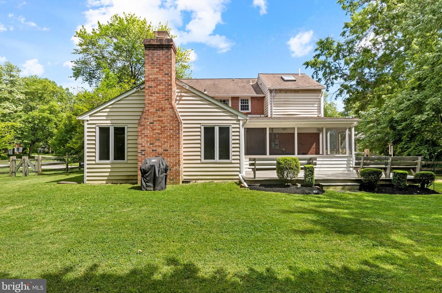 405 Palmers Ln, Media PA 19086-6528 exterior