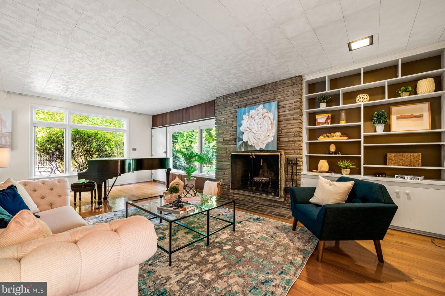 337 Plush Mill Rd, Media PA 19086-6017 exterior