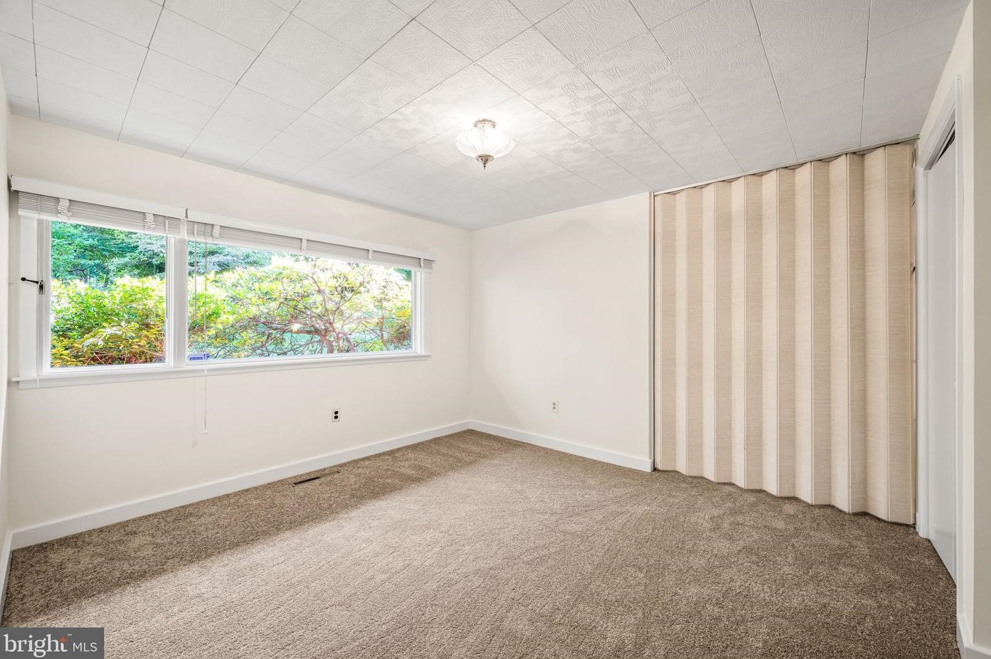 337 Plush Mill Rd, Media PA 19086-6017 exterior