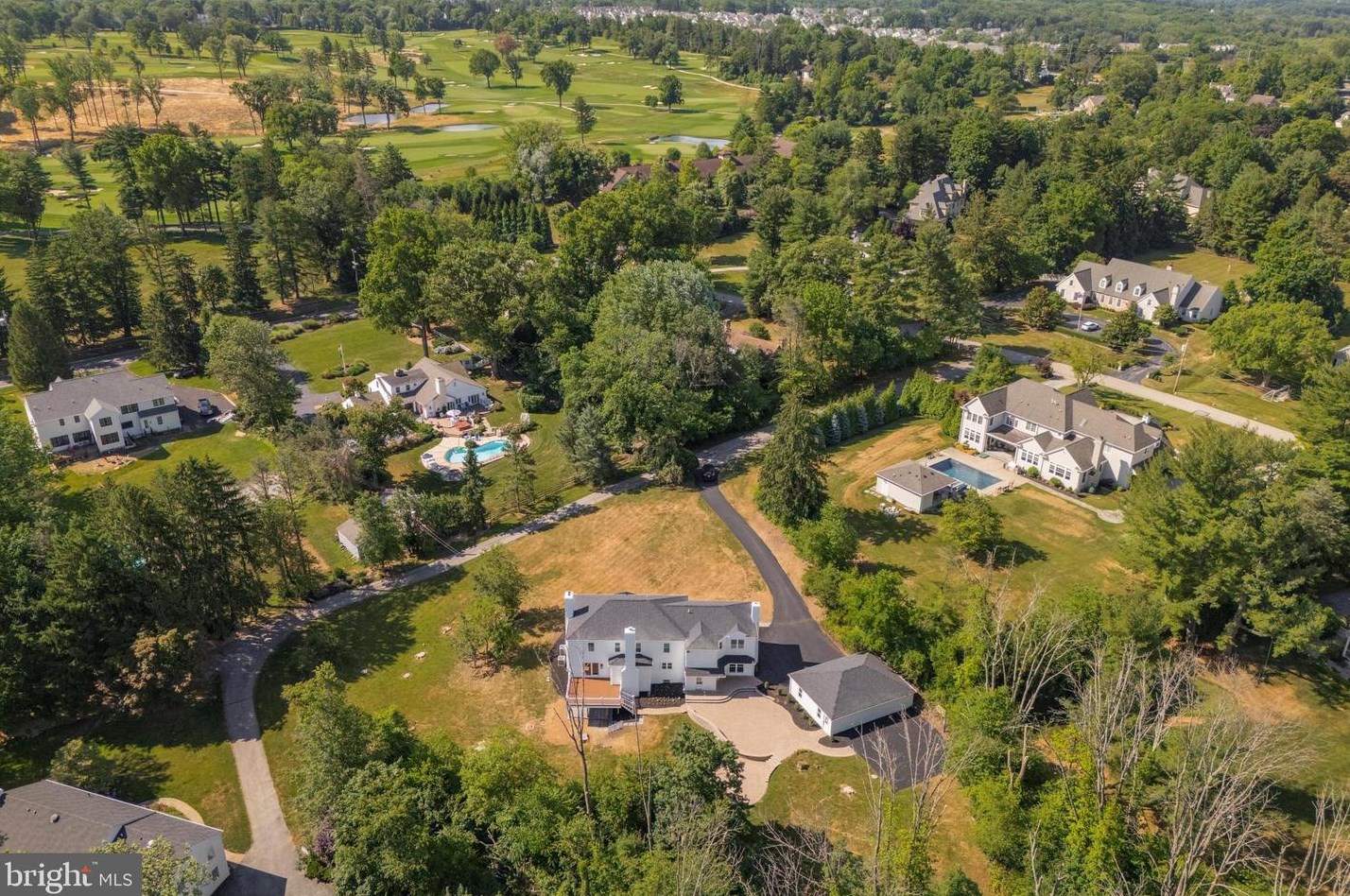 607 Golf Club Rd, Newtown Square PA  19073-1415 exterior