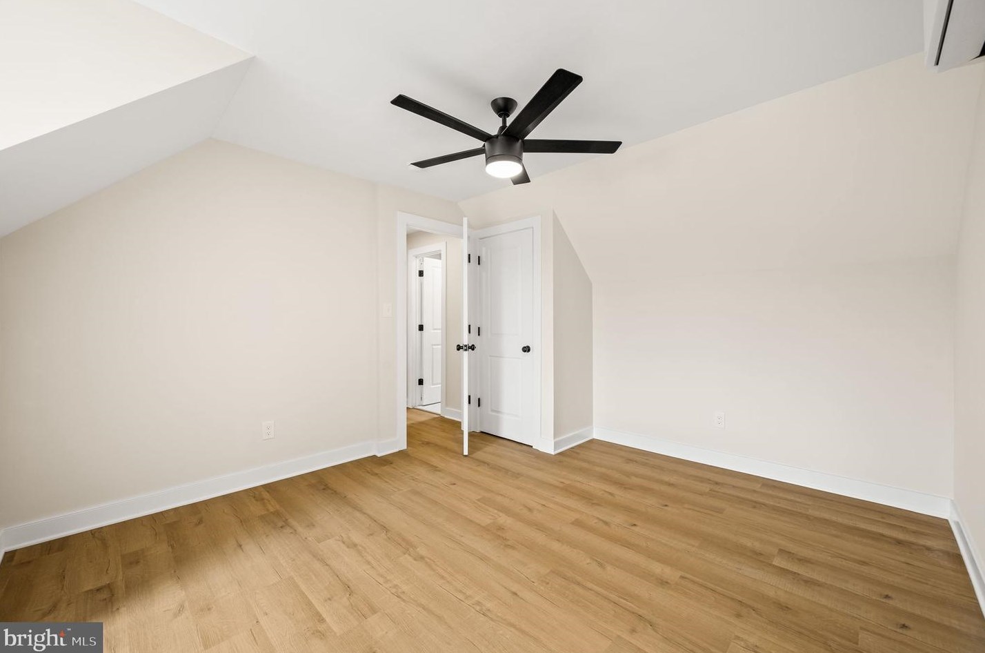 529 Old Middletown Rd, Media PA 19063-4429 exterior